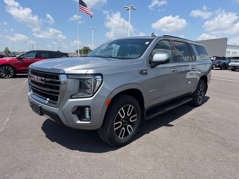 Used 2023 GMC Yukon XL AT4 AWD/4WD image 1
