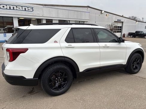 Used 2023 Ford Explorer Timberline w/ Timberline Technology Package image 10