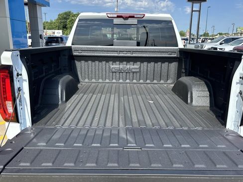 New 2026 GMC Sierra 1500 AT4X AWD/4WD image 6