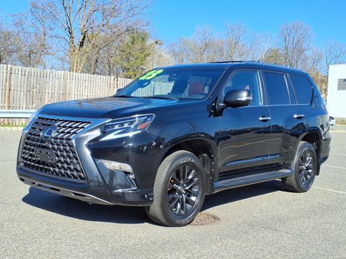Used 2023 Lexus GX 460 Premium w/ Premium Plus Package image 3
