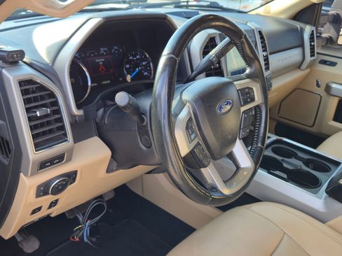 Used 2021 Ford F250 Lariat w/ Lariat Ultimate Package image 11