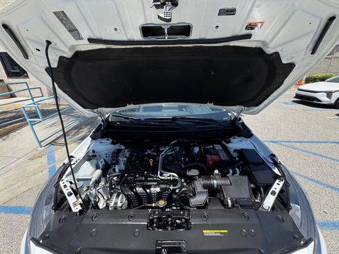 Used 2025 Nissan Altima 2.5 SV FWD image 33