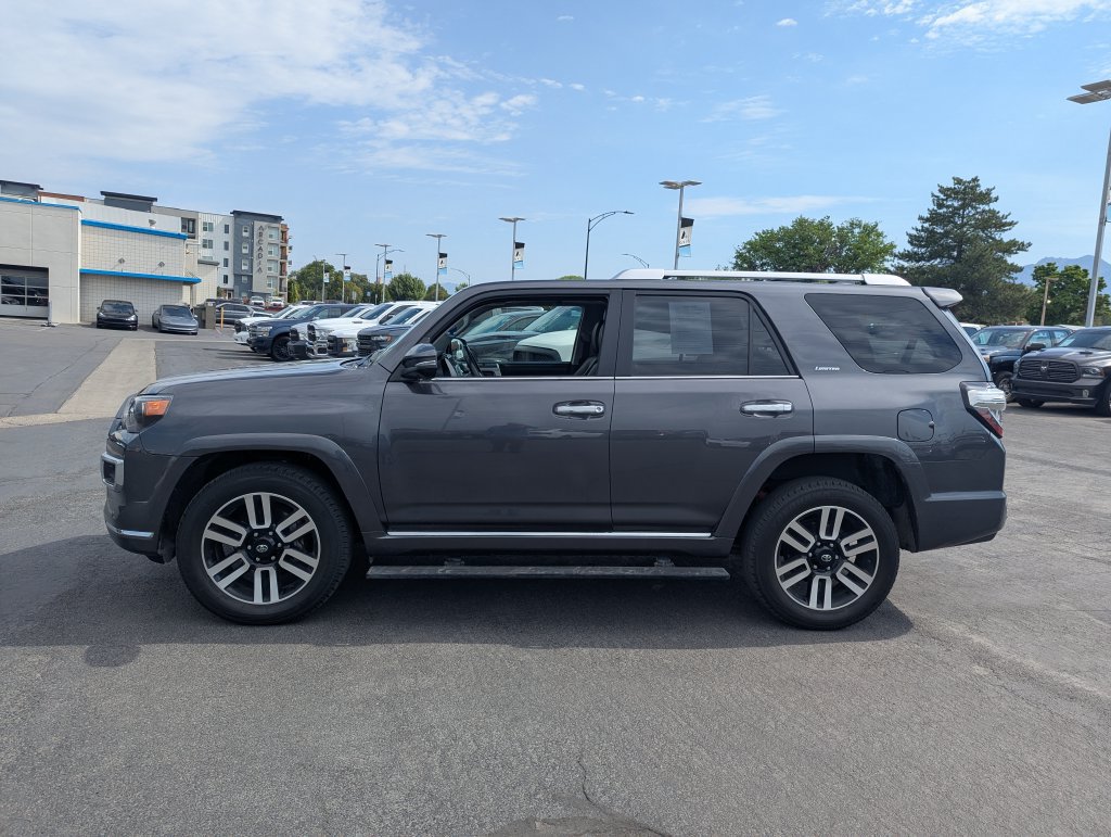 Used 2023 Toyota 4Runner Limited AWD/4WD image 8