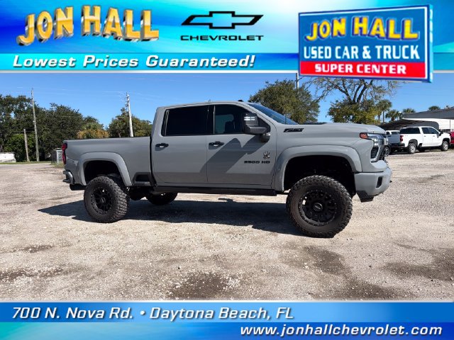 Used 2024 Chevrolet Silverado 2500 LTZ w/ LTZ Plus Package AWD/4WD image 14