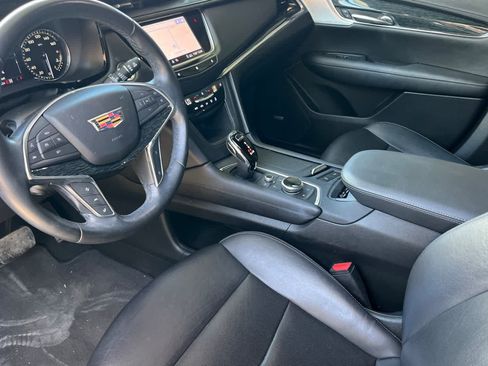 Used 2020 Cadillac XT5 Premium Luxury AWD/4WD image 14