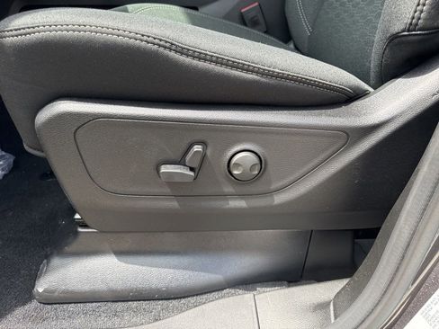 New 2026 RAM 1500 4x4 Crew Cab image 18