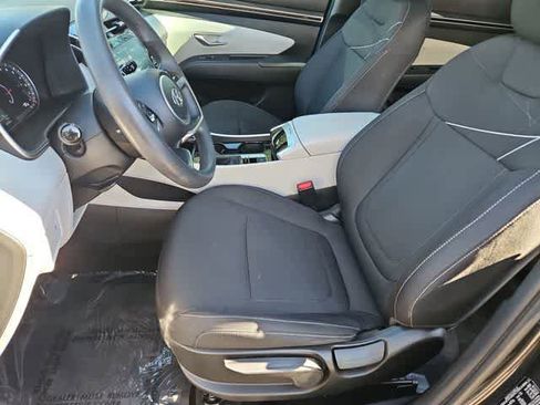 Certified 2023 Hyundai Tucson SE image 16
