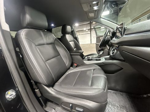 Certified 2023 Chevrolet Blazer LT AWD/4WD image 28