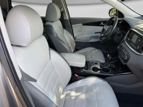 Used 2019 Kia Sorento SX FWD image 20