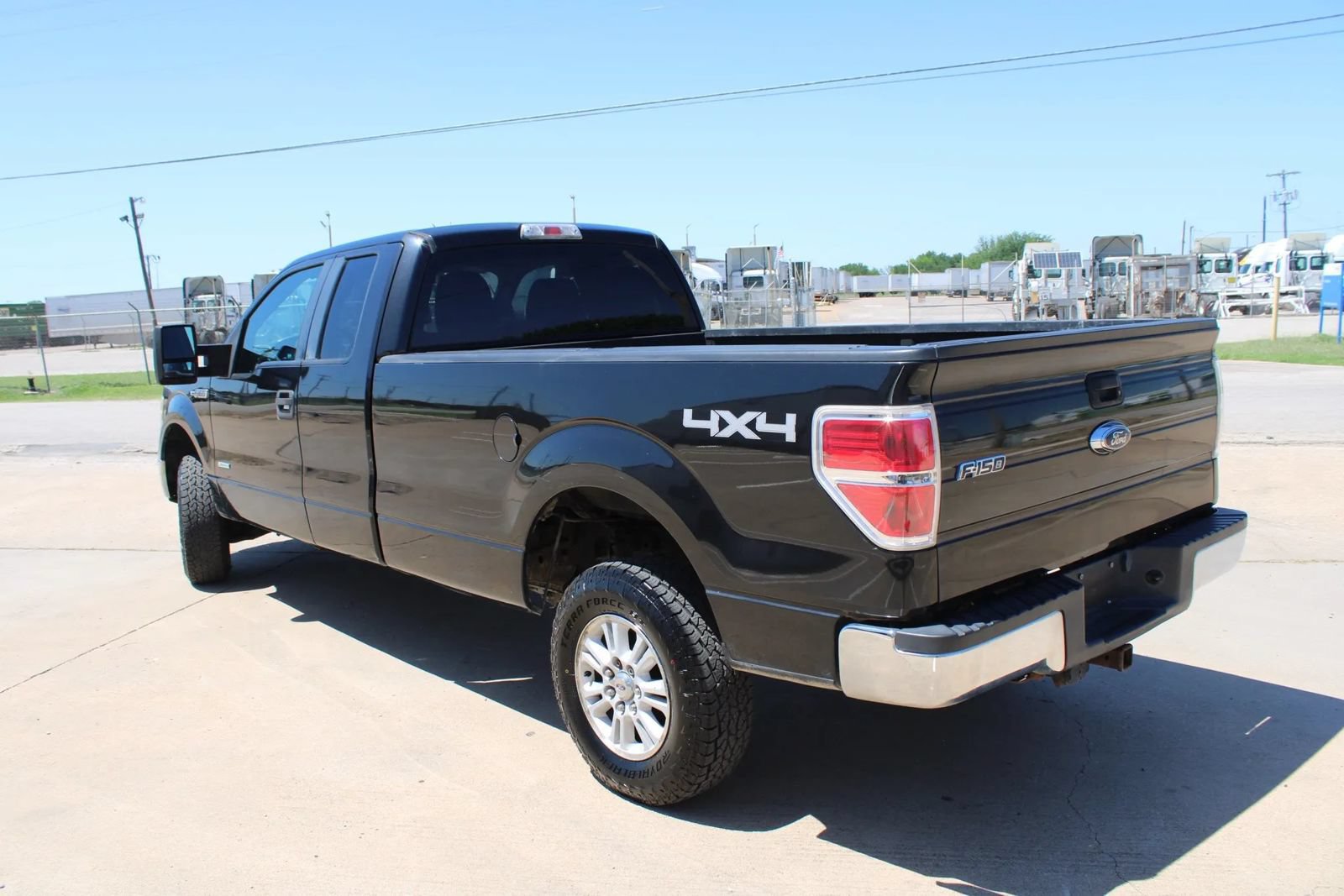 Used 2011 Ford F150 XLT AWD/4WD image 6