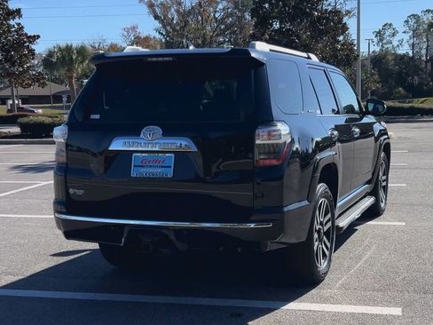 Used 2018 Toyota 4Runner Limited image 8