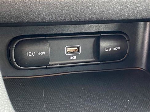 Used 2022 Kia Forte LXS image 18