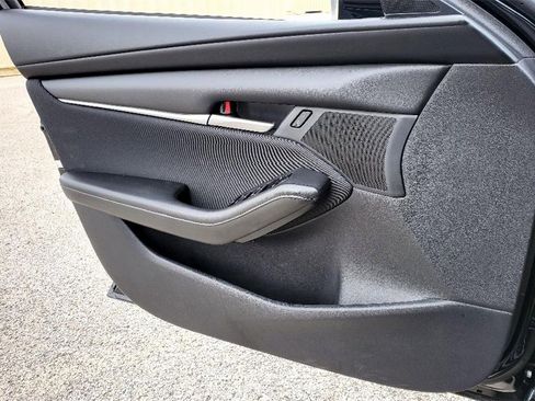 New 2025 MAZDA MAZDA3 s image 11