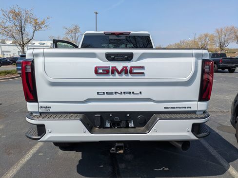 Certified 2026 GMC Sierra 2500 Denali w/ Technology Package image 8