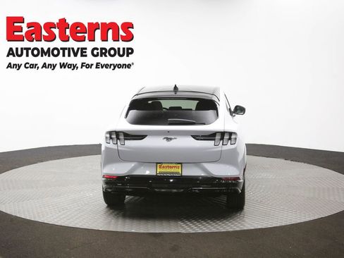 Used 2022 Ford Mustang Mach-E Premium image 41