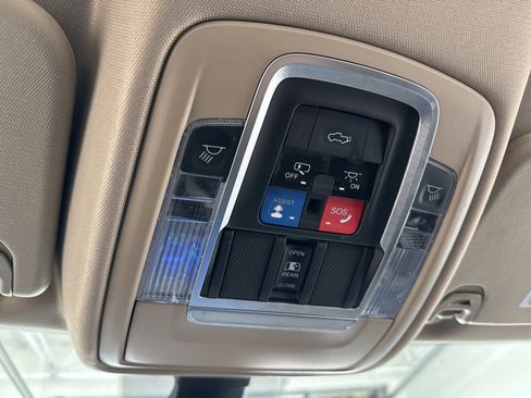 Used 2020 RAM 1500 Laramie image 28