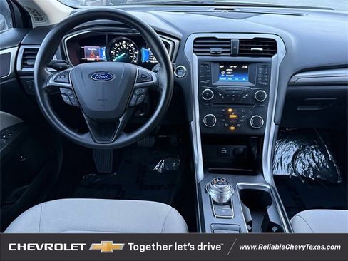 Used 2018 Ford Fusion S image 11