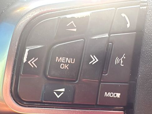 Used 2017 Land Rover Discovery Sport HSE Luxury AWD/4WD image 31