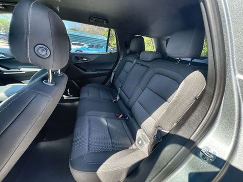 Certified 2025 Chevrolet Equinox LT image 24