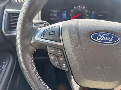 Used 2024 Ford Edge ST image 23