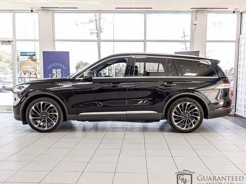 Used 2020 Lincoln Aviator Reserve w/ Equipment Group 202A AWD/4WD image 6