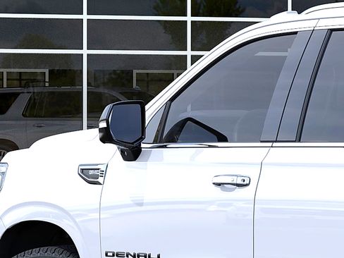 New 2026 GMC Yukon XL Denali w/ Denali Reserve Package AWD/4WD image 12