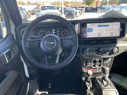 New 2026 Jeep Gladiator Mojave image 21