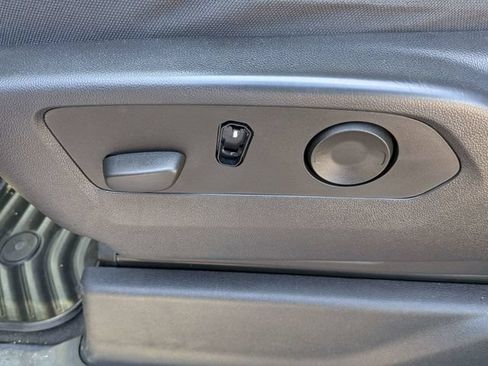 Certified 2023 Chevrolet Silverado 1500 Custom RWD image 18