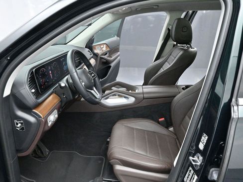 Used 2023 Mercedes-Benz GLS 450 4MATIC image 14