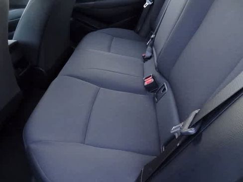 Used 2022 Toyota Corolla LE image 10