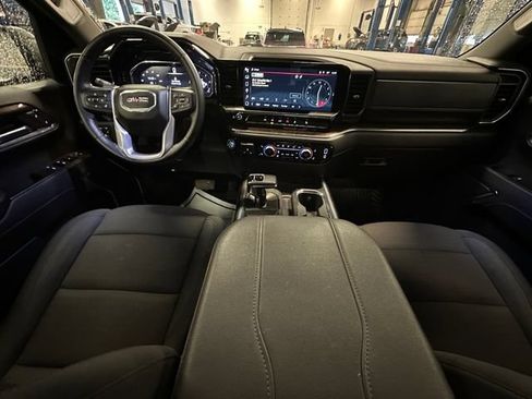 Used 2024 GMC Sierra 1500 Elevation w/ X31 Off-Road Package AWD/4WD image 21
