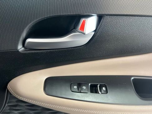 Used 2019 Hyundai Santa Fe Limited FWD image 15