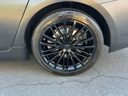 Used 2021 BMW 530i w/ Premium Package image 35