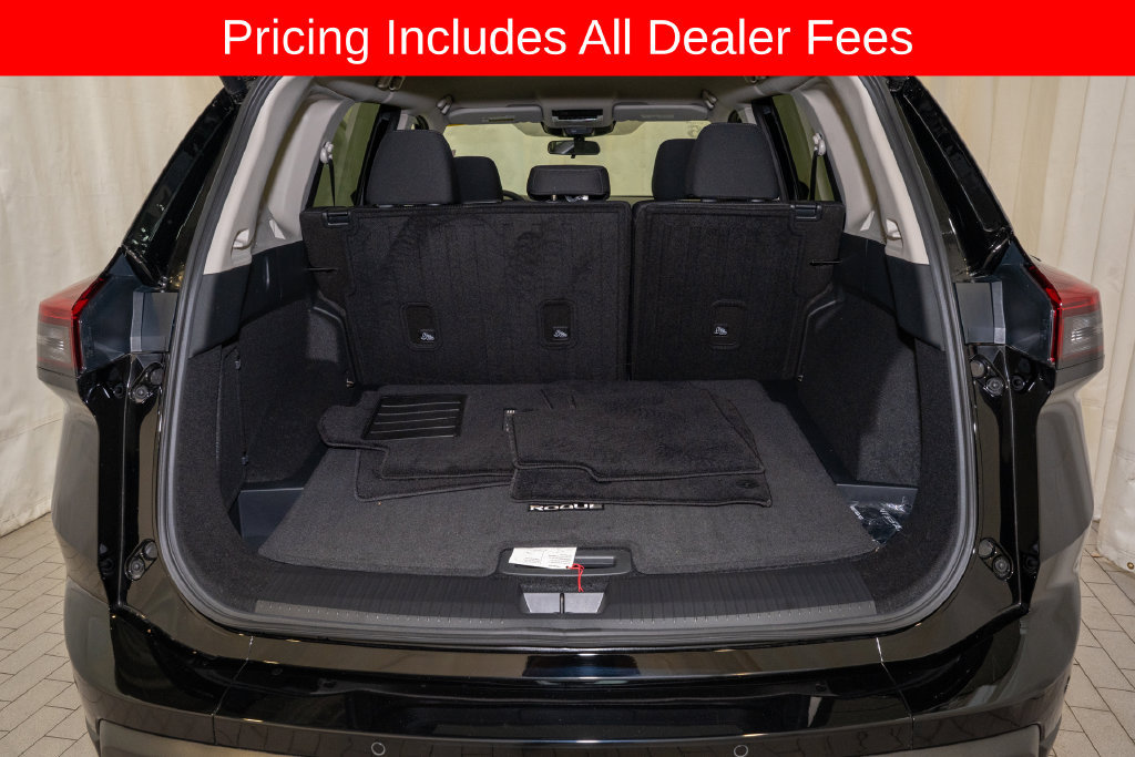 Certified 2026 Nissan Rogue SV FWD image 5