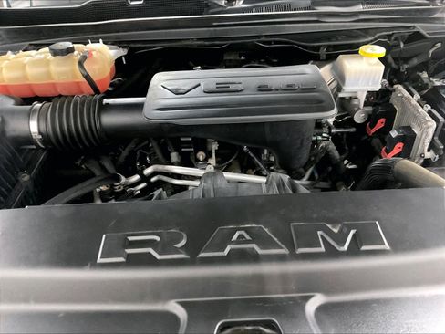 Used 2019 RAM 1500 Laramie image 35