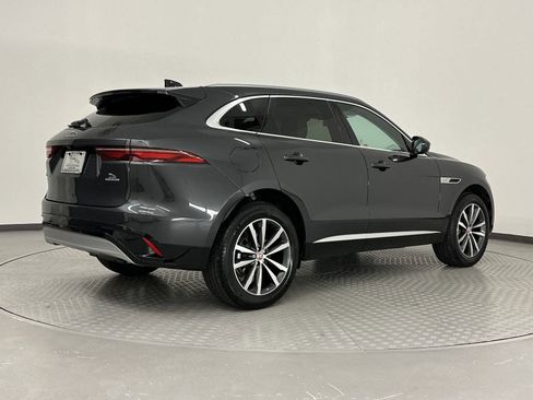 Used 2022 Jaguar F-PACE S image 8