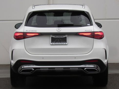 Certified 2025 Mercedes-Benz GLC 300 GLC 300 image 7