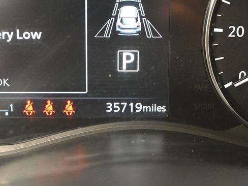 Used 2023 Nissan Kicks SR w/ SR Premium Package image 17