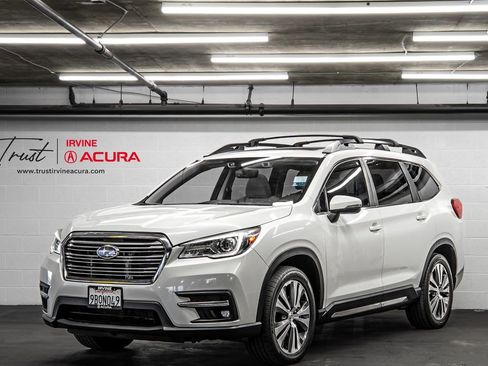 Used 2022 Subaru Ascent Limited w/ Technology Package image 1