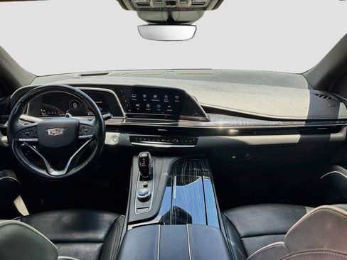 Used 2021 Cadillac Escalade ESV Sport w/ Driver Assist Tech Package AWD/4WD image 17
