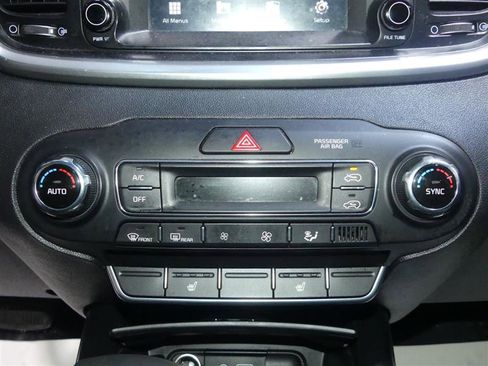 Used 2020 Kia Sorento LX w/ LX I4 Convenience Package image 33