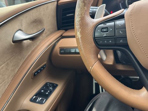 Used 2020 Lexus LC 500 Coupe w/ Touring Package RWD image 20