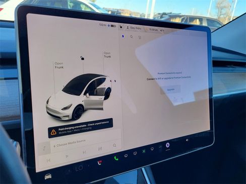 Used 2020 Tesla Model Y Performance image 24