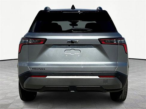New 2026 Chevrolet Equinox LT w/ Midnight Edition image 5