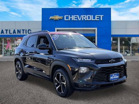 Certified 2021 Chevrolet TrailBlazer RS w/ Sun and Liftgate Package image 2