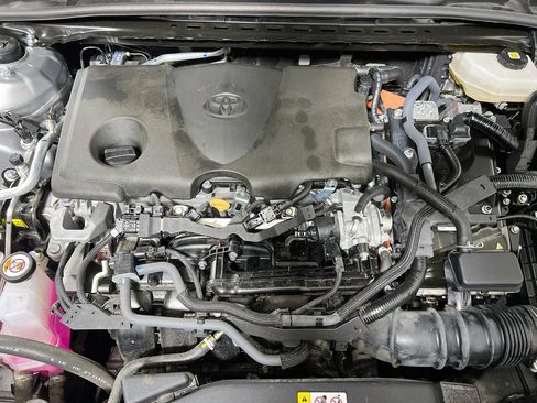 Used 2025 Toyota Camry LE AWD/4WD image 26