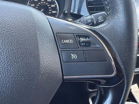 Used 2020 Mitsubishi Outlander LE image 20