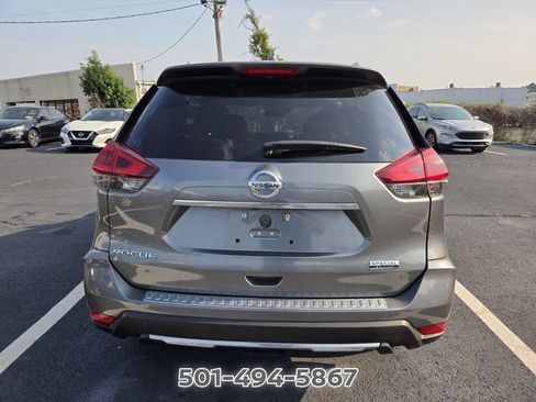 Used 2019 Nissan Rogue S w/ Special Edition Package FWD image 6