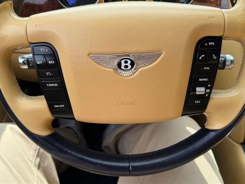 Used 2006 Bentley Flying Spur Flying Spur AWD/4WD image 34