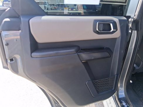 Used 2024 Ford Bronco Wildtrak AWD/4WD image 17